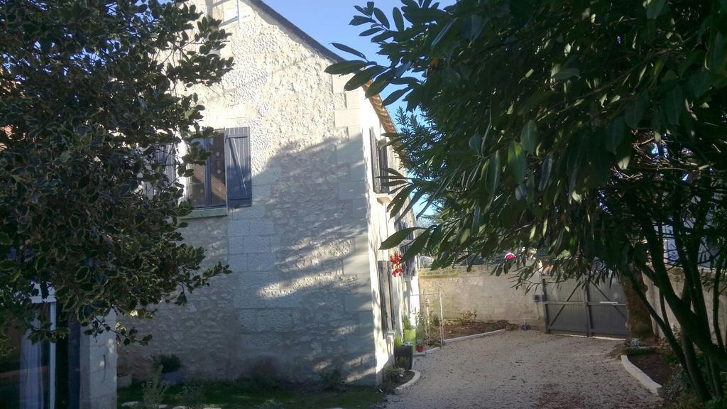 Gites Et Chambres Des Coteaux 圣摩尔德图尔 外观 照片